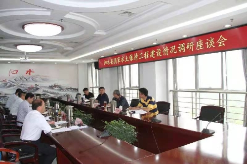 市水利事业发展中心副主任孙逢立,泗水县委副书记赵广,泗水县政府副